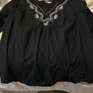 2X Woman’s Embroidered Blouse